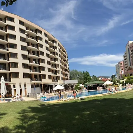 Poseidon Lägenhetshotell 4*