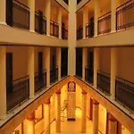 Poseidon Aparthotel 4*